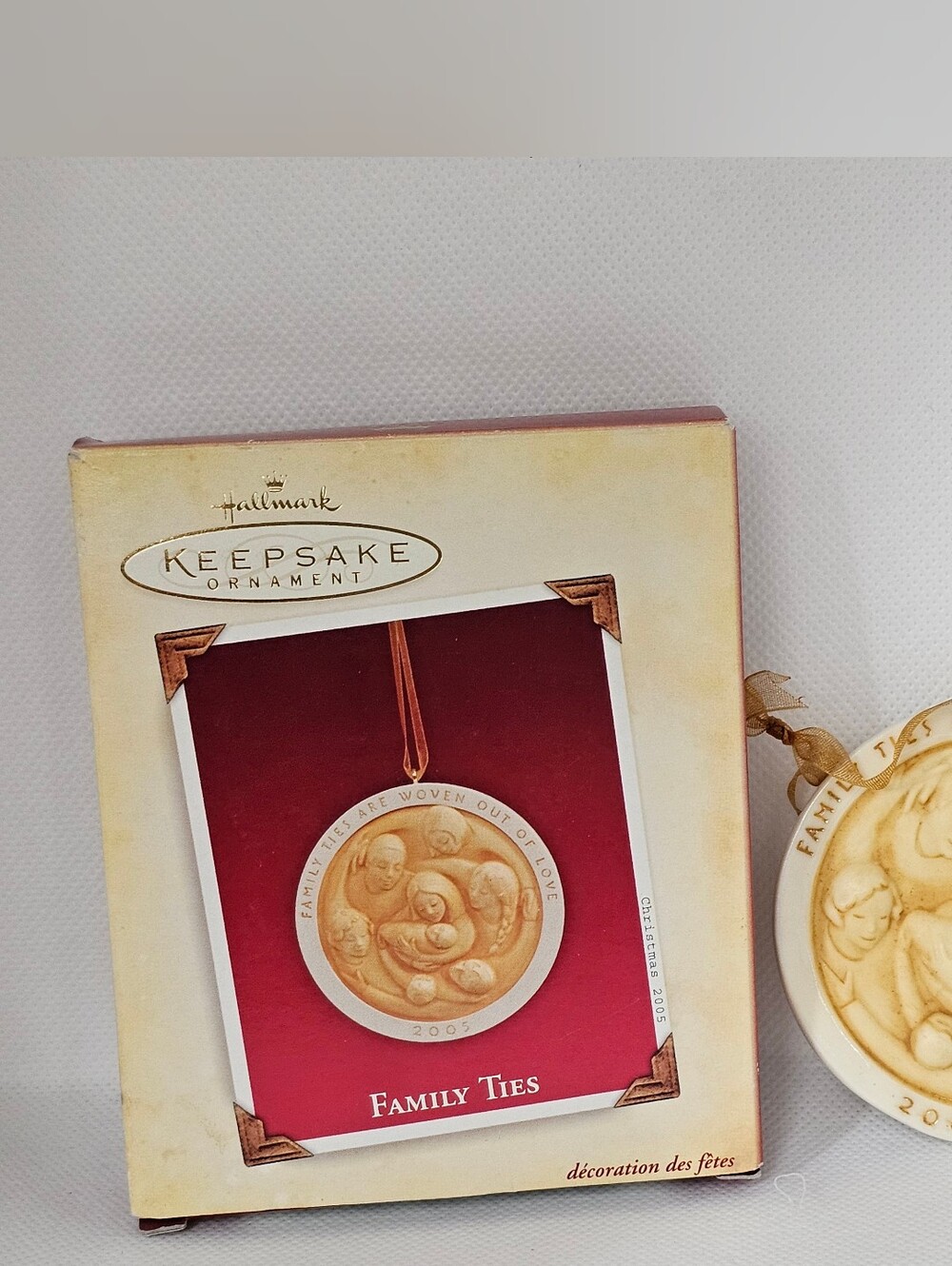 Hallmark Christmas Ornament Family Ties Porcelain Double Sided Round 2005 Love